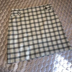 Ann Taylor Factory Plaid A-Line Skirt | Black & Ivory | Size 10 | Lined